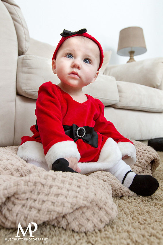 curious-baby-Christmas-dress-holiday-portraits-at-home-columbus-ohio-by-muschlitz-photography