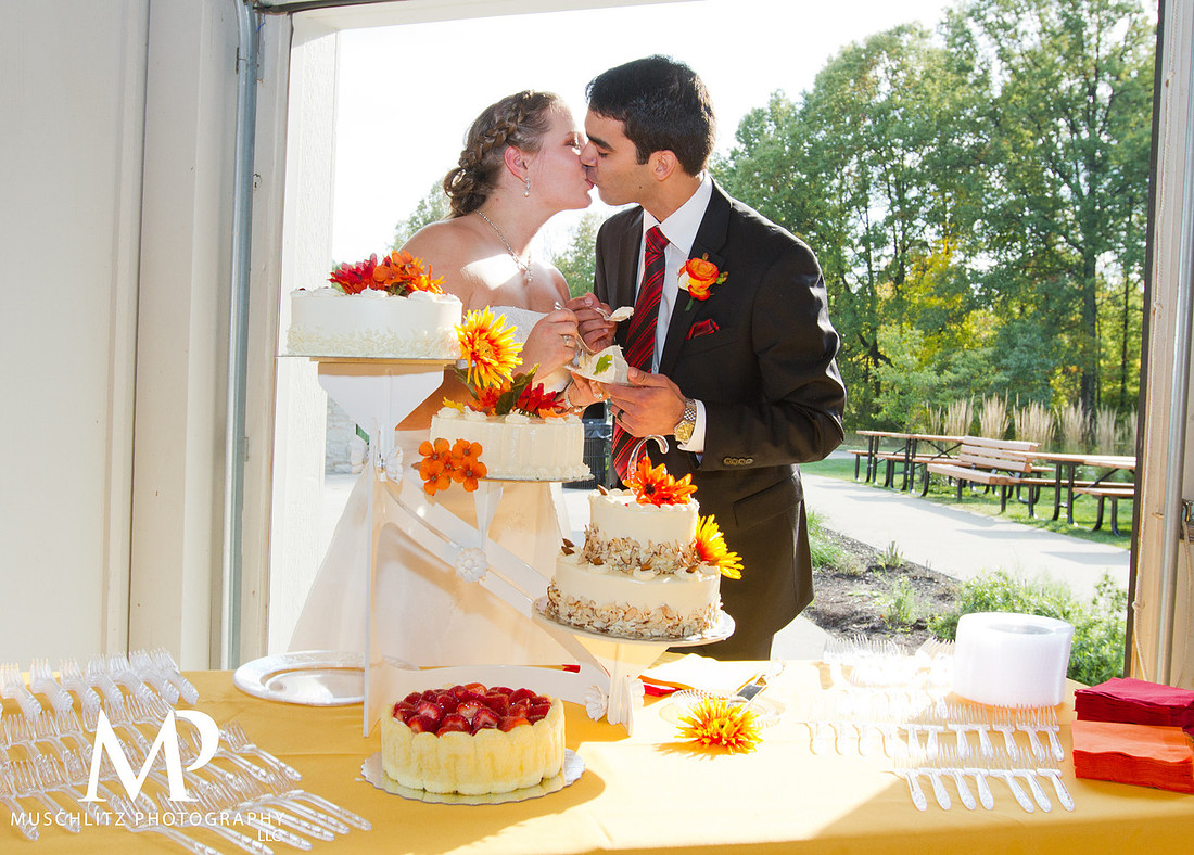 Hannah Park, Gahanna Ohio, Outdoor September Wedding