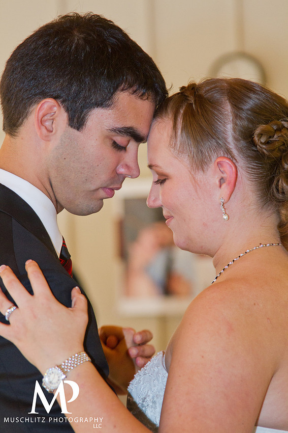 Hannah Park, Gahanna Ohio, Outdoor September Wedding