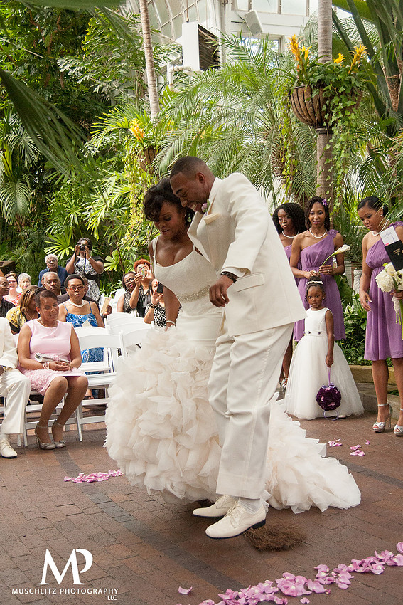 Best-of-2013-weddings-columbus-ohio-the-franklin-park-conservatory-ross-family-life-center-