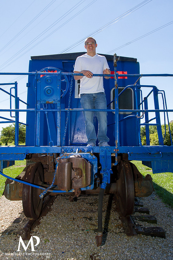 train-senior-portrait-hilliard