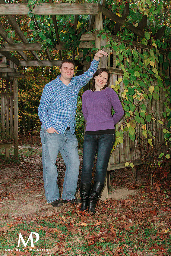 fall-outdoor-engagement-session-dawes-arboretum-newark-ohio