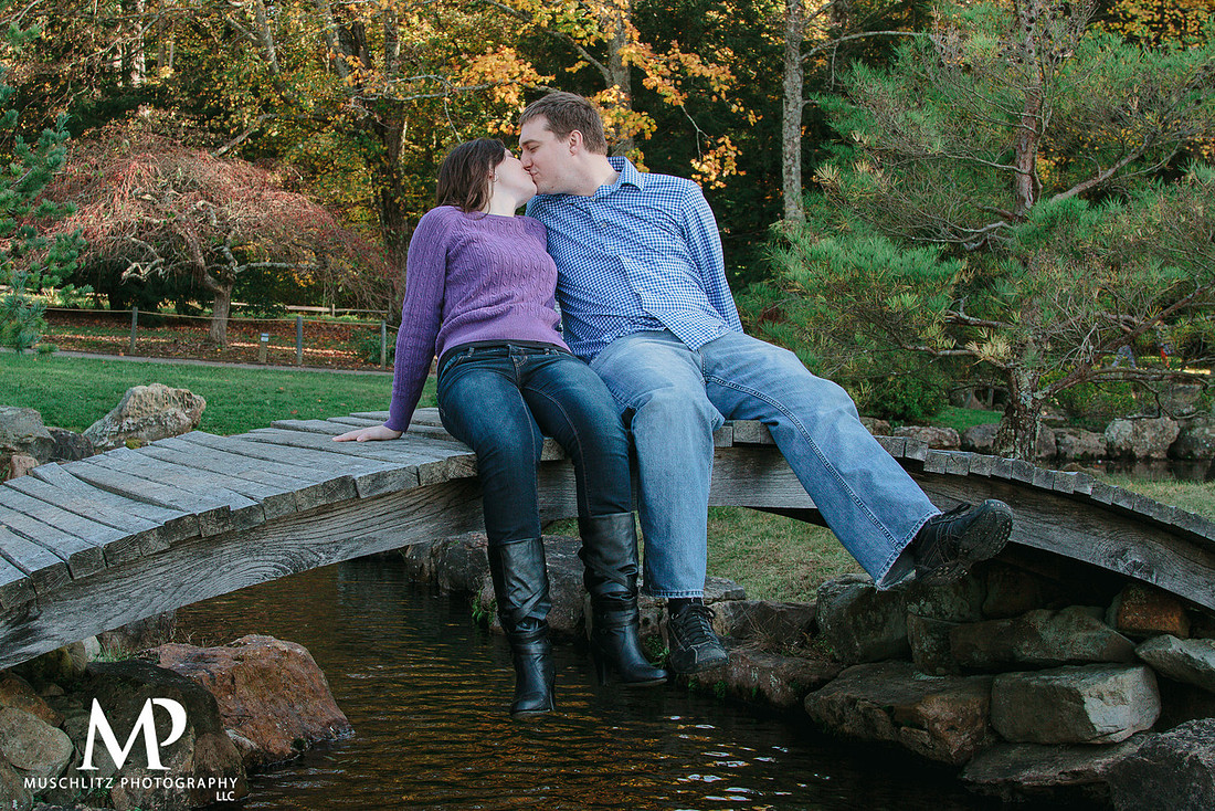 fall-outdoor-engagement-session-dawes-arboretum-newark-ohio