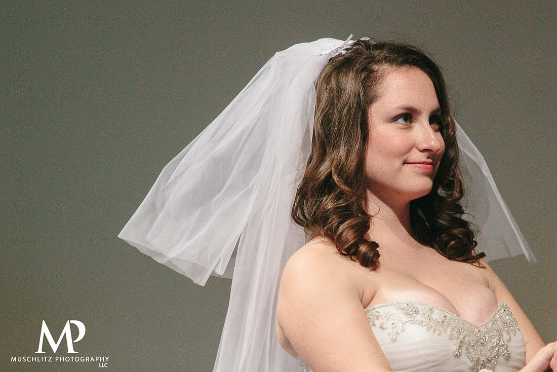 blue-ombre-wedding-xenos-christian-fellowship-columbus-ohio-muschlitz-photography