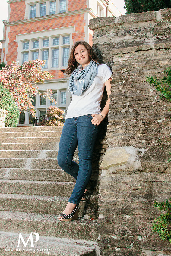 female-fall-outdoor-senior-portraits-jeffrey-mansion-bexley-ohio