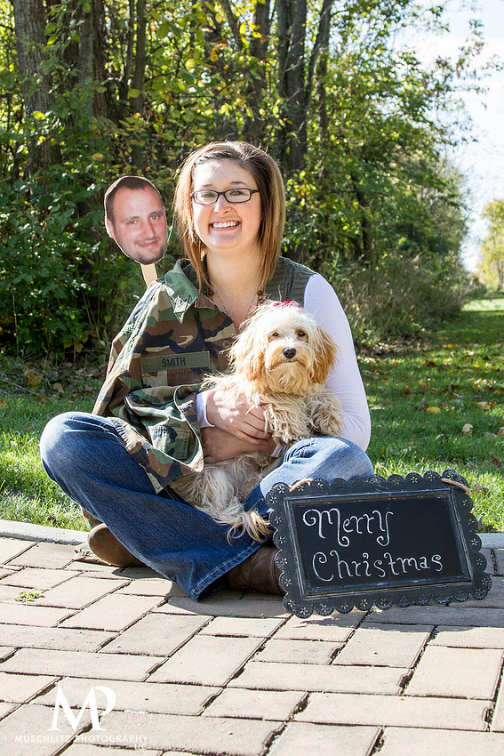 Best-of-2013-portraits-military-family-holiday-portraits-with-dog-london-ohio